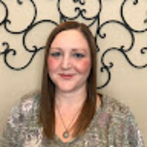 Meet your Posher, Amanda - Picture 1 of 1